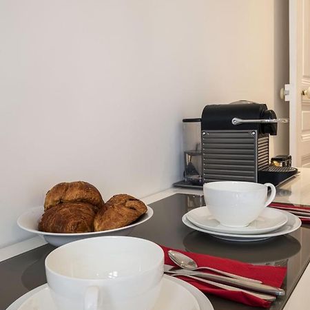 Tiny House St Germain Apartment Paris Bagian luar foto
